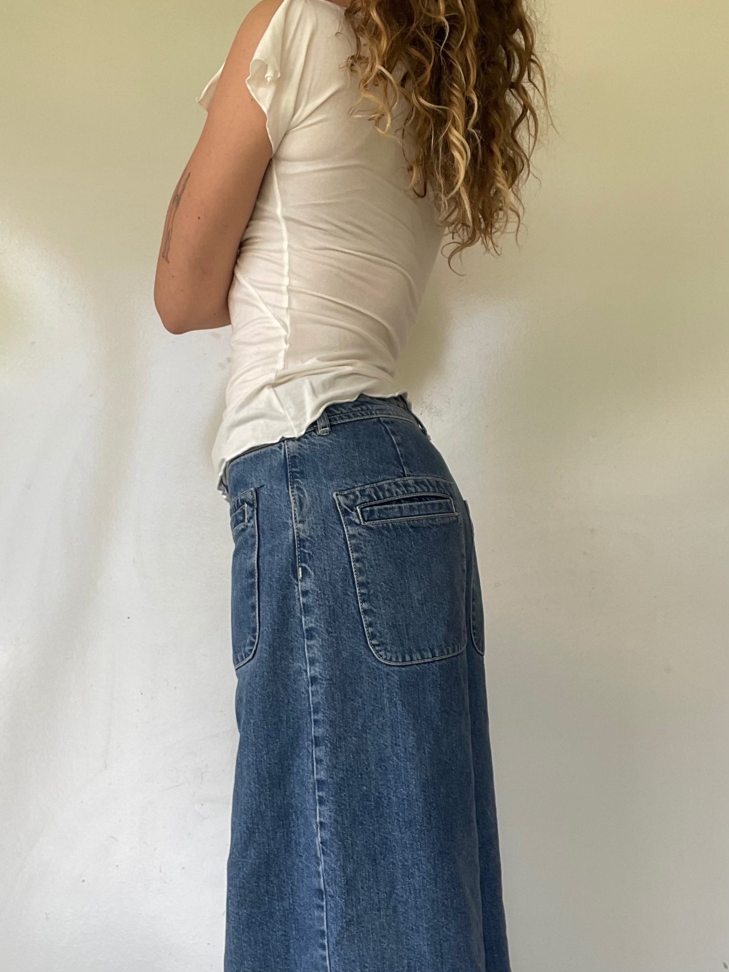 00s Express Top With Beaded Center Piece