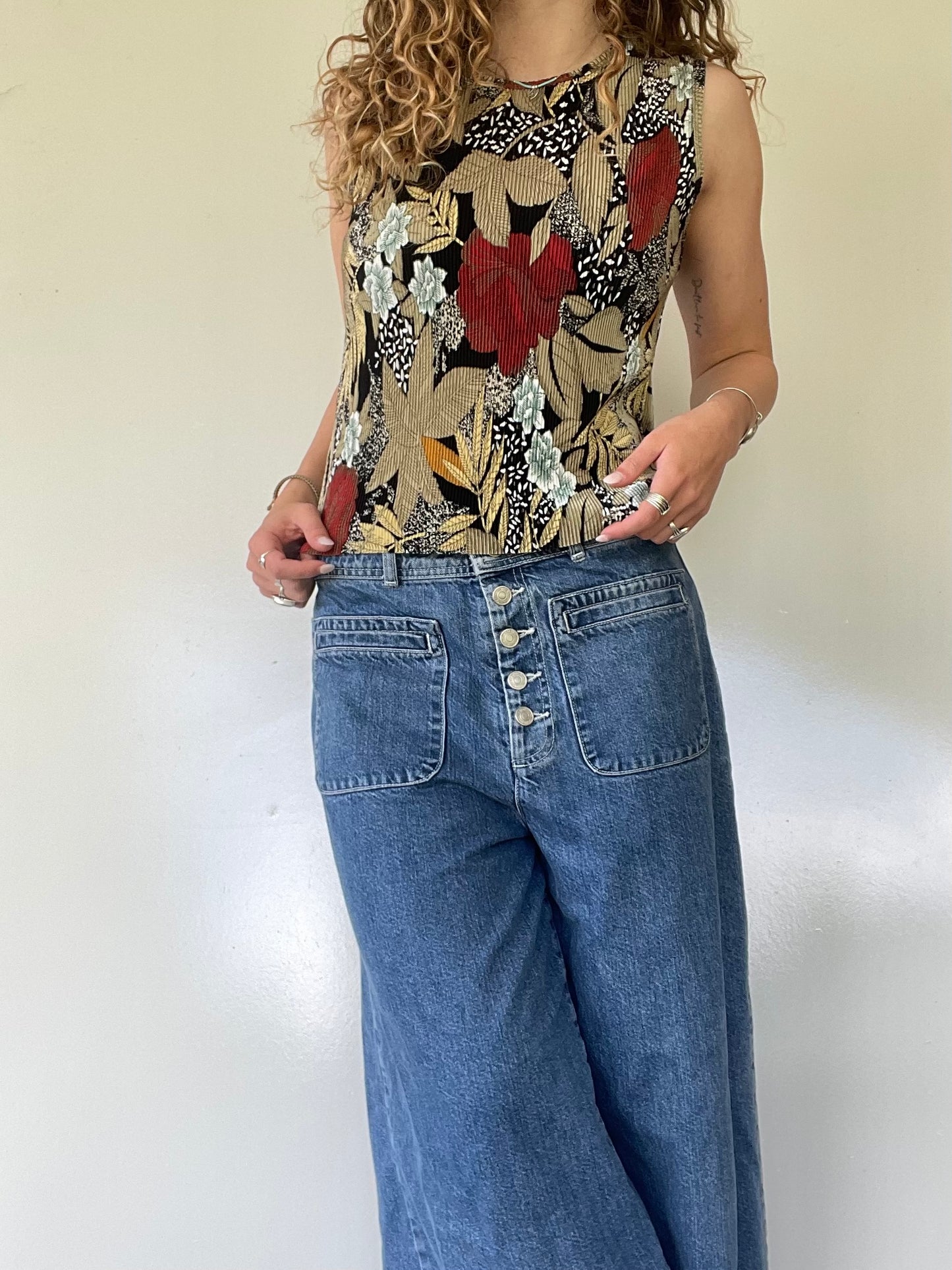 Vintage Ribbed Floral Graphic Tank Top