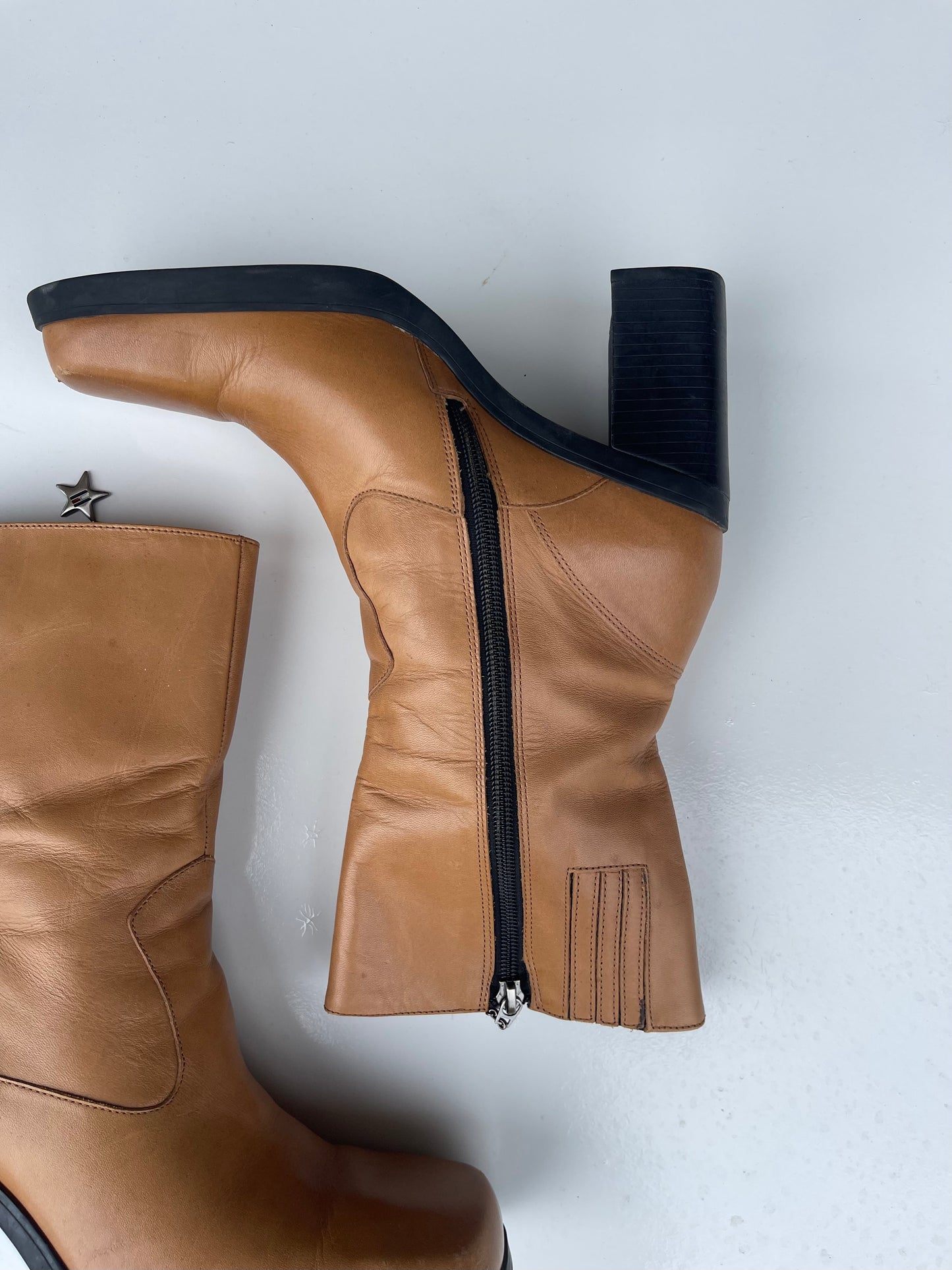90s Leather Platform Square-Toe Tommy Hilfiger Boots